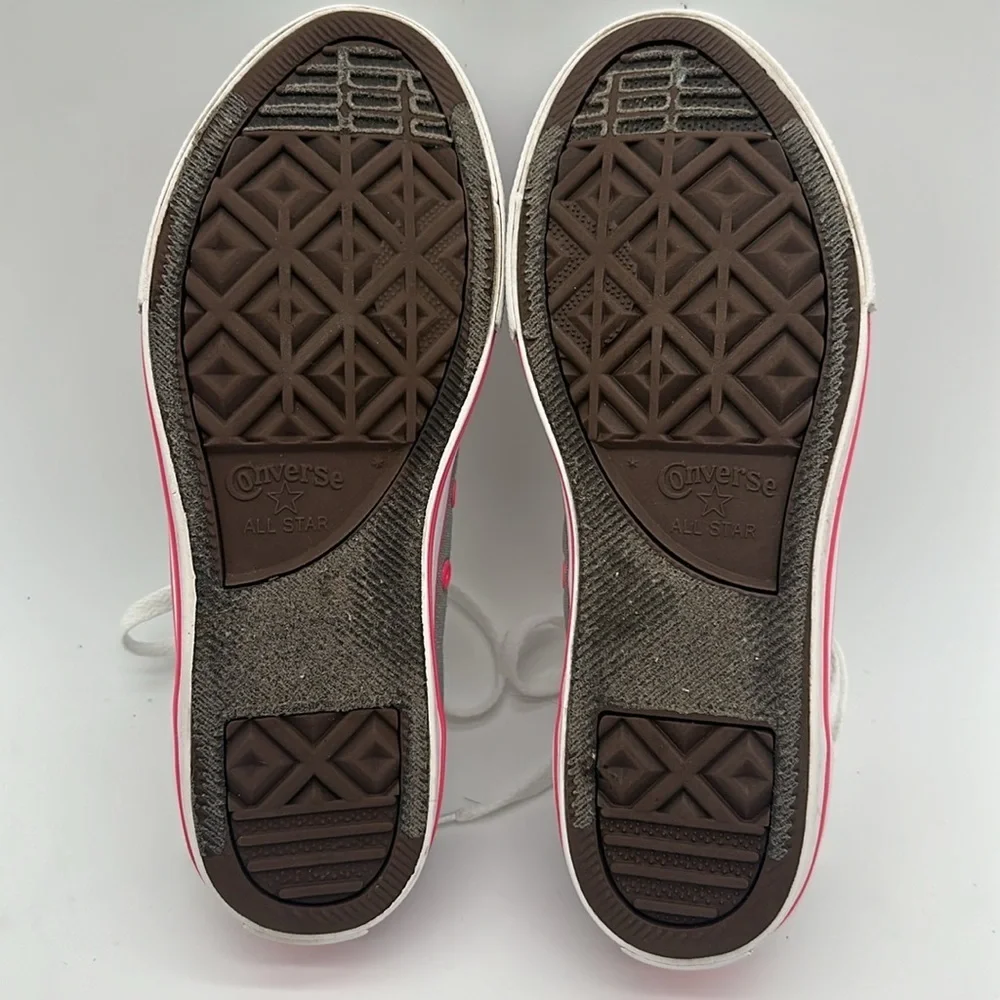 Converse All Star Chuck Taylor Girls Size 4 Double Tongue Sneaker 640578F